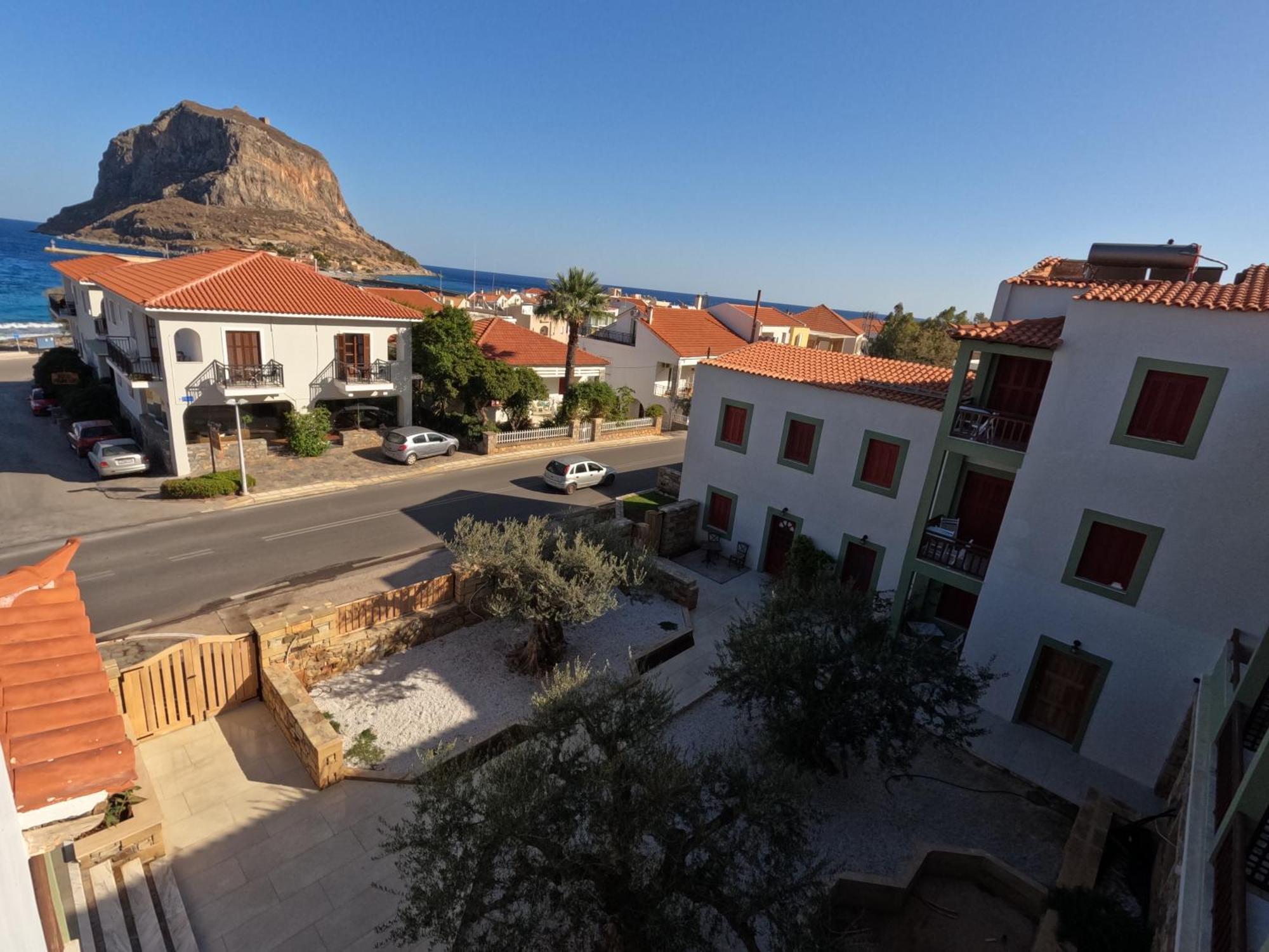 The Flower Of Monemvasia Hotel Buitenkant foto
